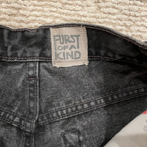 Levi’s 501 High-Rise Denim Shorts - Picture 7 of 11